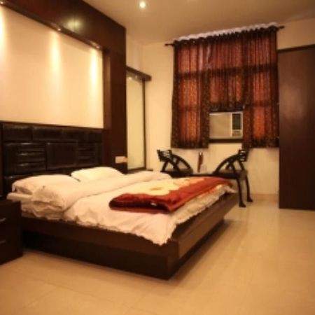 ניו דלהי Hotel Pahwa International מראה חיצוני תמונה